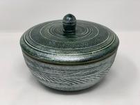 Green wooden lidded box 202//151